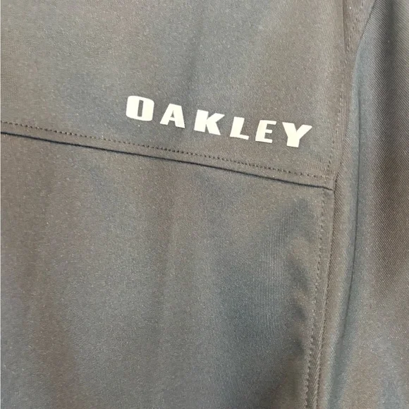 Oakley Black and Blue Men's Shirt Medium - Picture 5 of 6